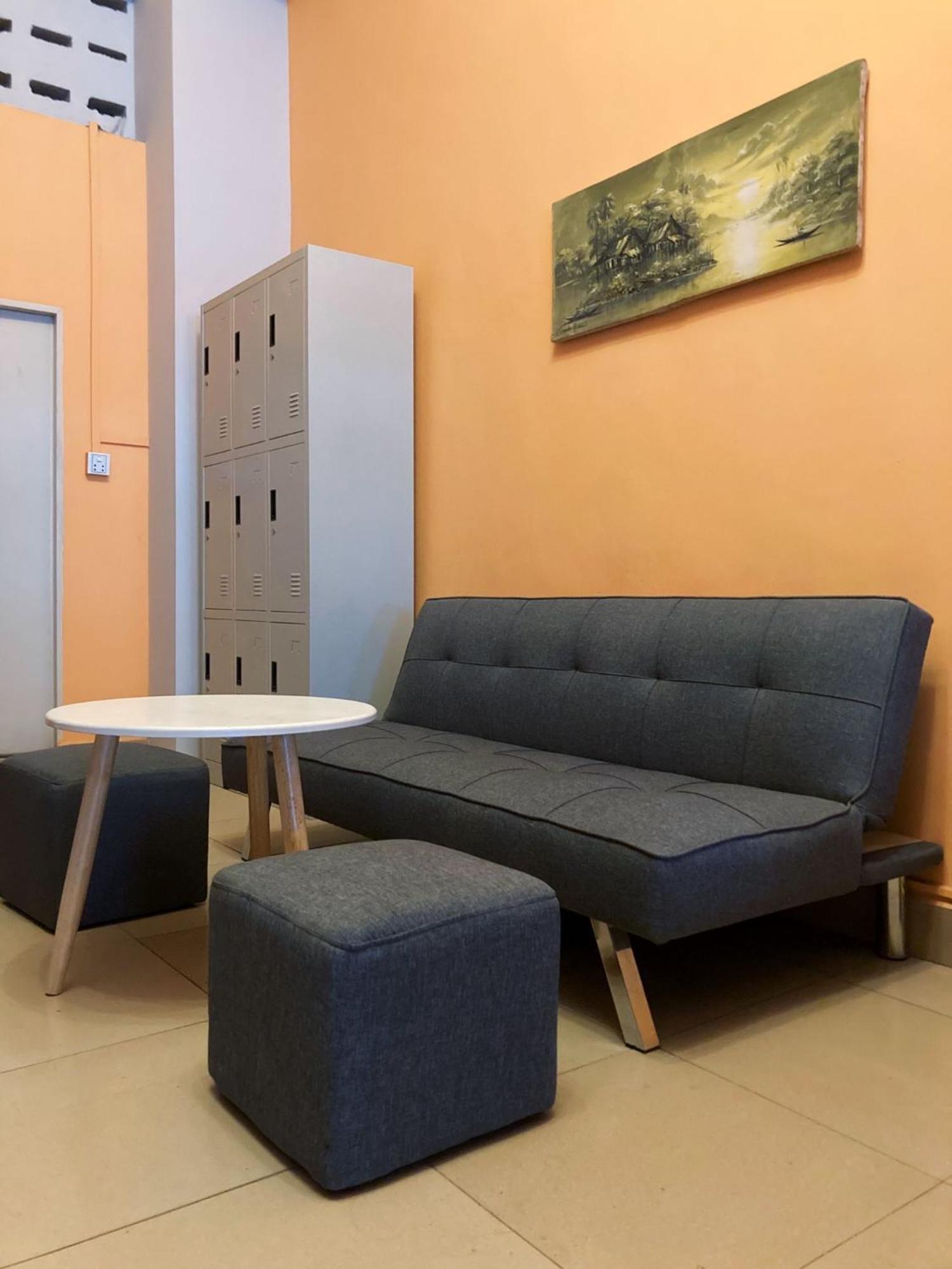 Ganesha Hostel Battambang Luaran gambar