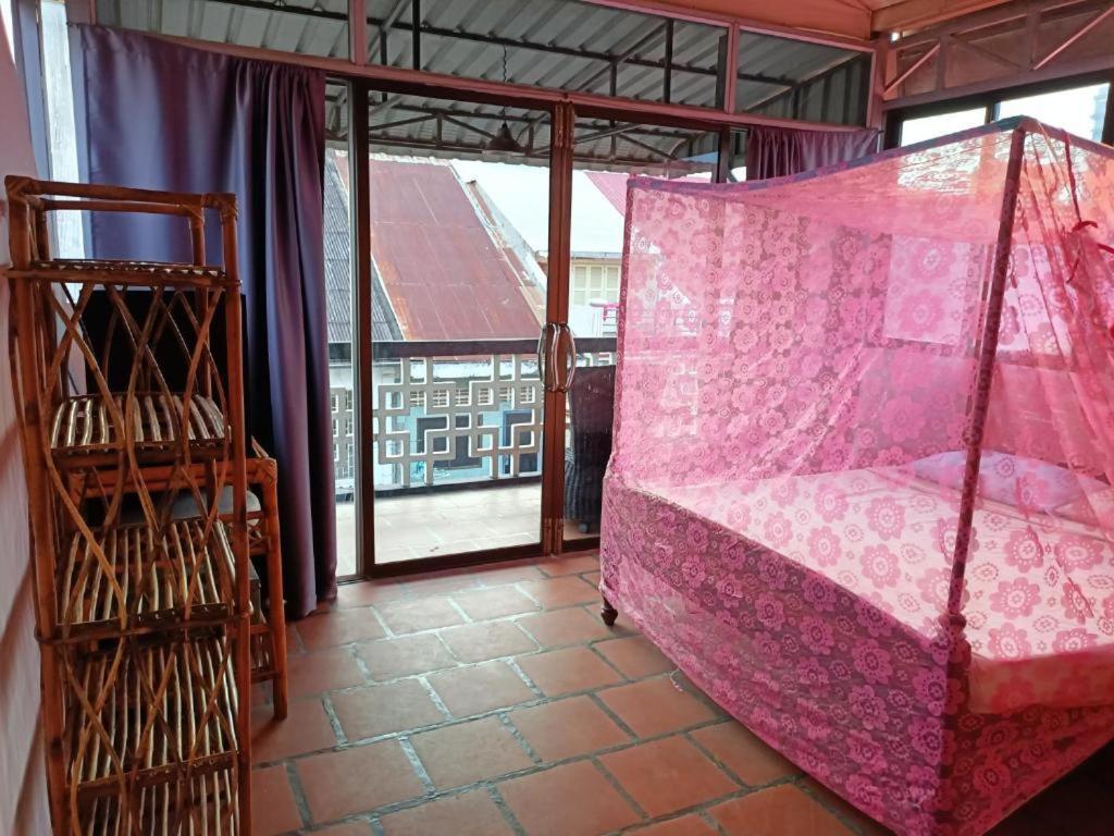 Ganesha Hostel Battambang Luaran gambar