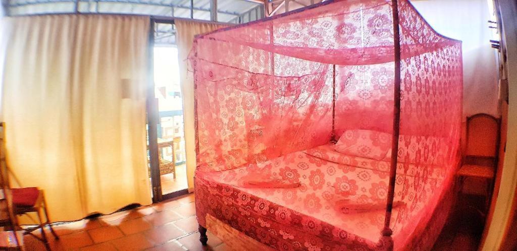 Ganesha Hostel Battambang Luaran gambar