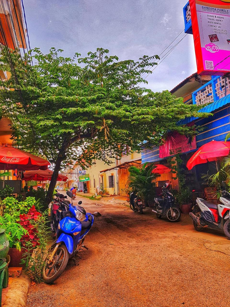 Ganesha Hostel Battambang Luaran gambar